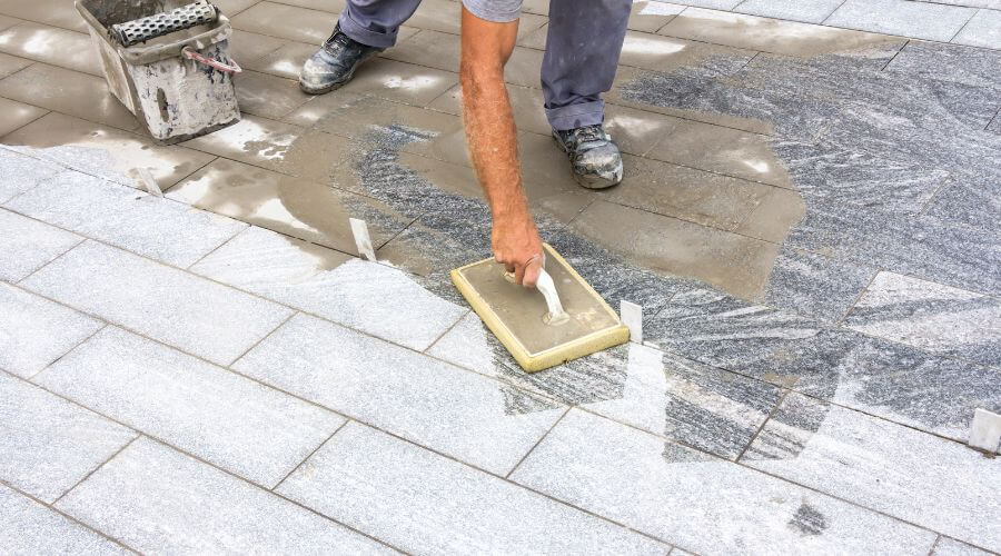 Professional gutter cleaning in Kimberling City, MO
